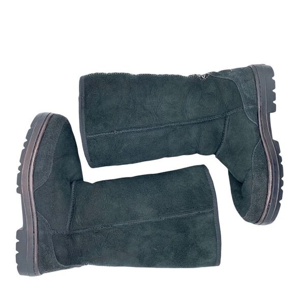 UGG Tall Boot - Black - 6 Wide - Picture 8 of 14